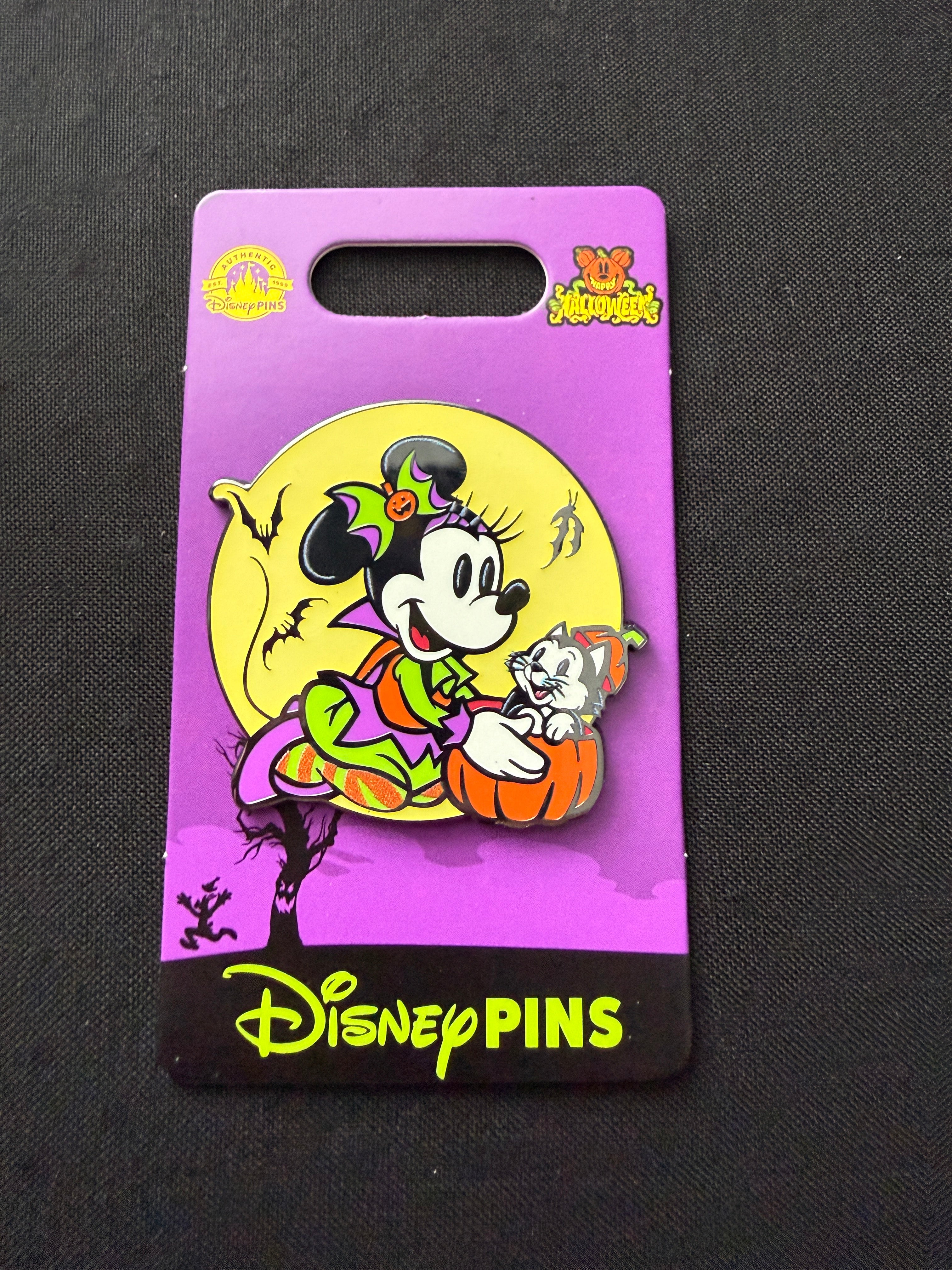 Minnie Mouse & Figaro Halloween Pin - Glow in the Dark
